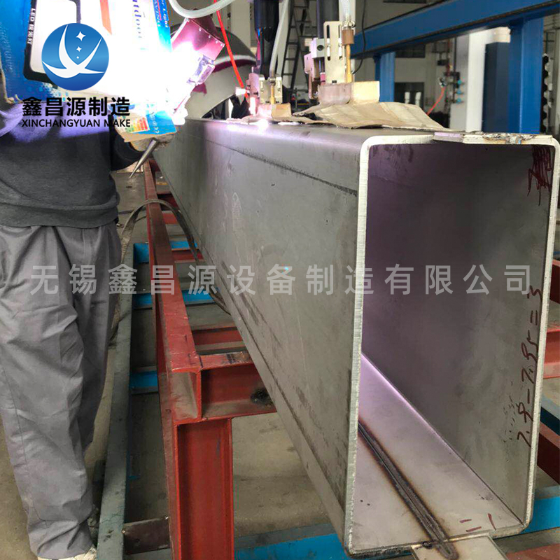 1590994291656504.jpg 自動焊方管1.jpg